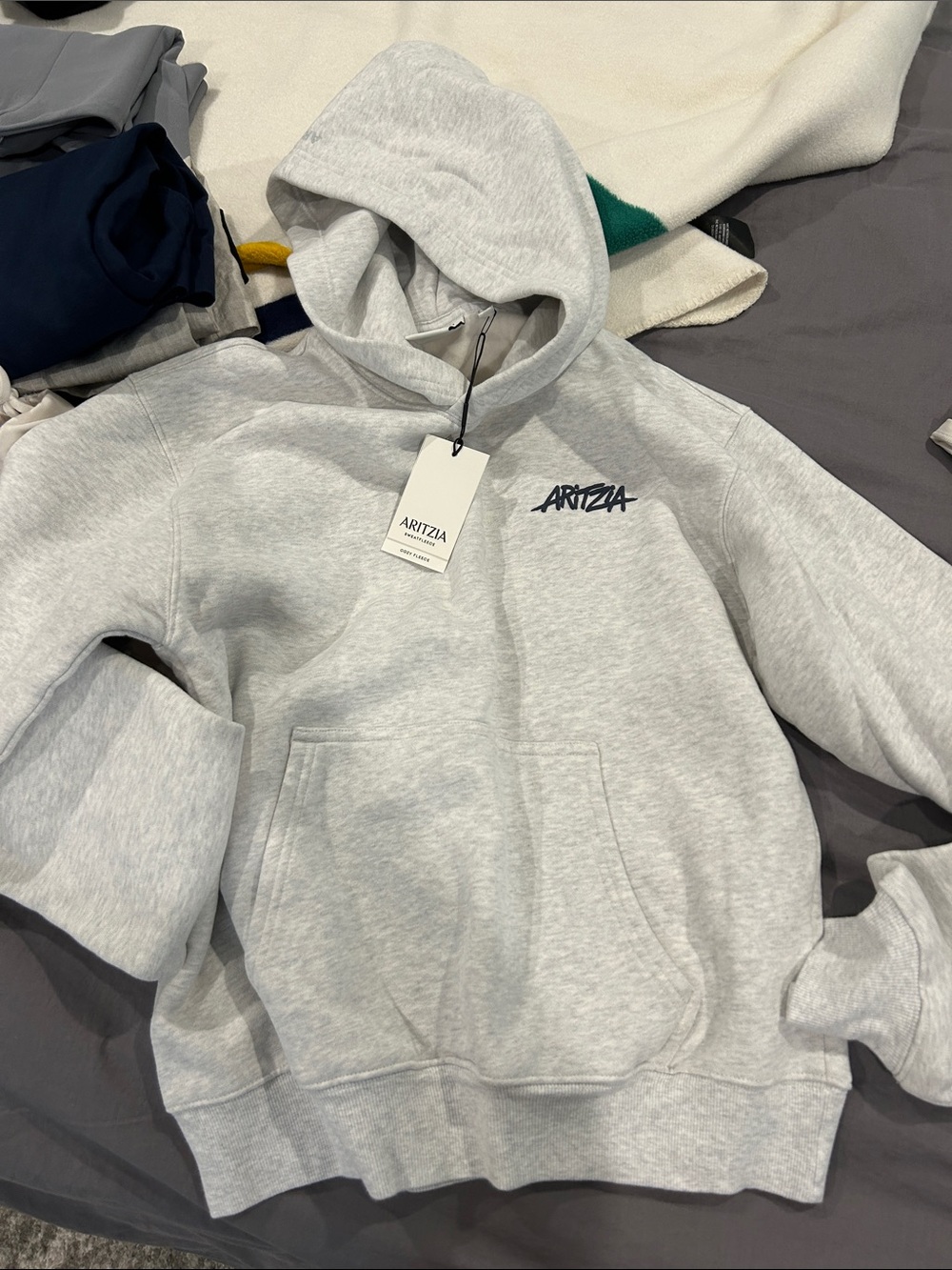 BNWT Aritzia sweat fleece size S